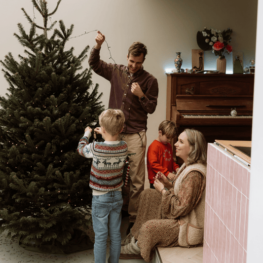 Kerstboom optuigen 7 december | Lifestyle shoot